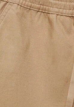 PULL & BEAR With Drawstring-Bermuda- Shorts - Ochre 13 PULL & BEAR With Drawstring-Bermuda- Shorts - Ochre -Pull & Bear 020d122939494daabc1935bfe1b3903d