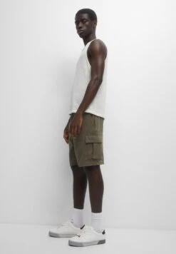 PULL & BEAR Basic-Cargo BermudaShortsKhaki Uomo Bermuda PUC22F0DJ-N11 -Pull & Bear 0216c99ec6214fd381a97c3981333e16