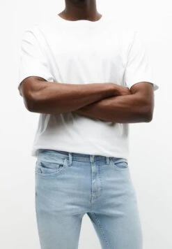 PULL & BEAR Basic SuperJeans Skinny FitBlue Denim Uomo Jeans PUC22G0PB-K11 -Pull & Bear 0229646f112949288cb69694203b6c73