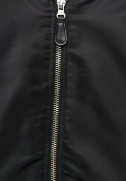 PULL & BEAR Basic PaddedGiubbotto BomberBlack Uomo Giacche PUC22T0SR-Q11 13 PULL & BEAR Basic PaddedGiubbotto BomberBlack Uomo Giacche PUC22T0SR-Q11 -Pull & Bear 03d67d47896e4a3ca147941ad864c7f9