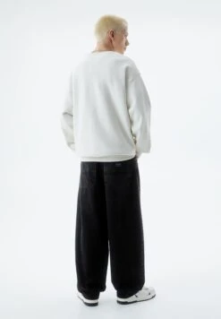 PULL & BEAR Skater - Jeans A Sigaretta - Black -Pull & Bear 04791a0764844082a49f40dd7a75b0d7