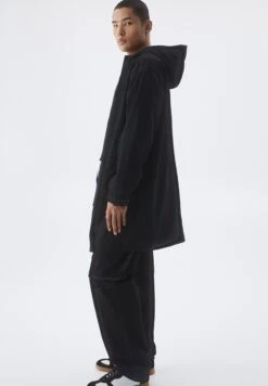 PULL & BEAR Rubberised - Parka - Black -Pull & Bear 05cf6d7ed5fb4420a4ad6874aa57457b