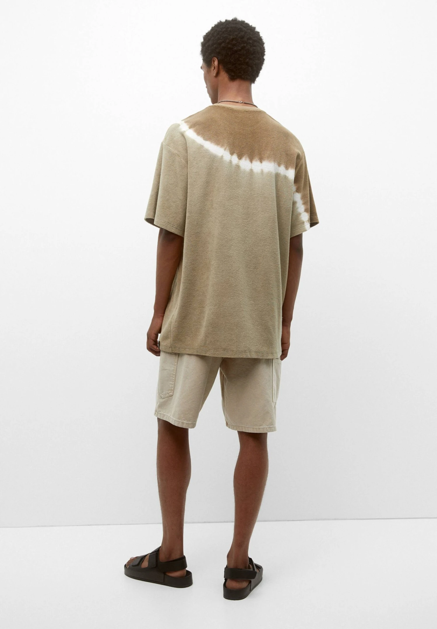 PULL & BEAR Short Sleeve Tie-DyeT-Shirt Con StampaBrown Uomo T-shirt E Polo PUC22O1MW-O11 3 PULL & BEAR Short Sleeve Tie-DyeT-Shirt Con StampaBrown Uomo T-shirt E Polo PUC22O1MW-O11 - immagine 3