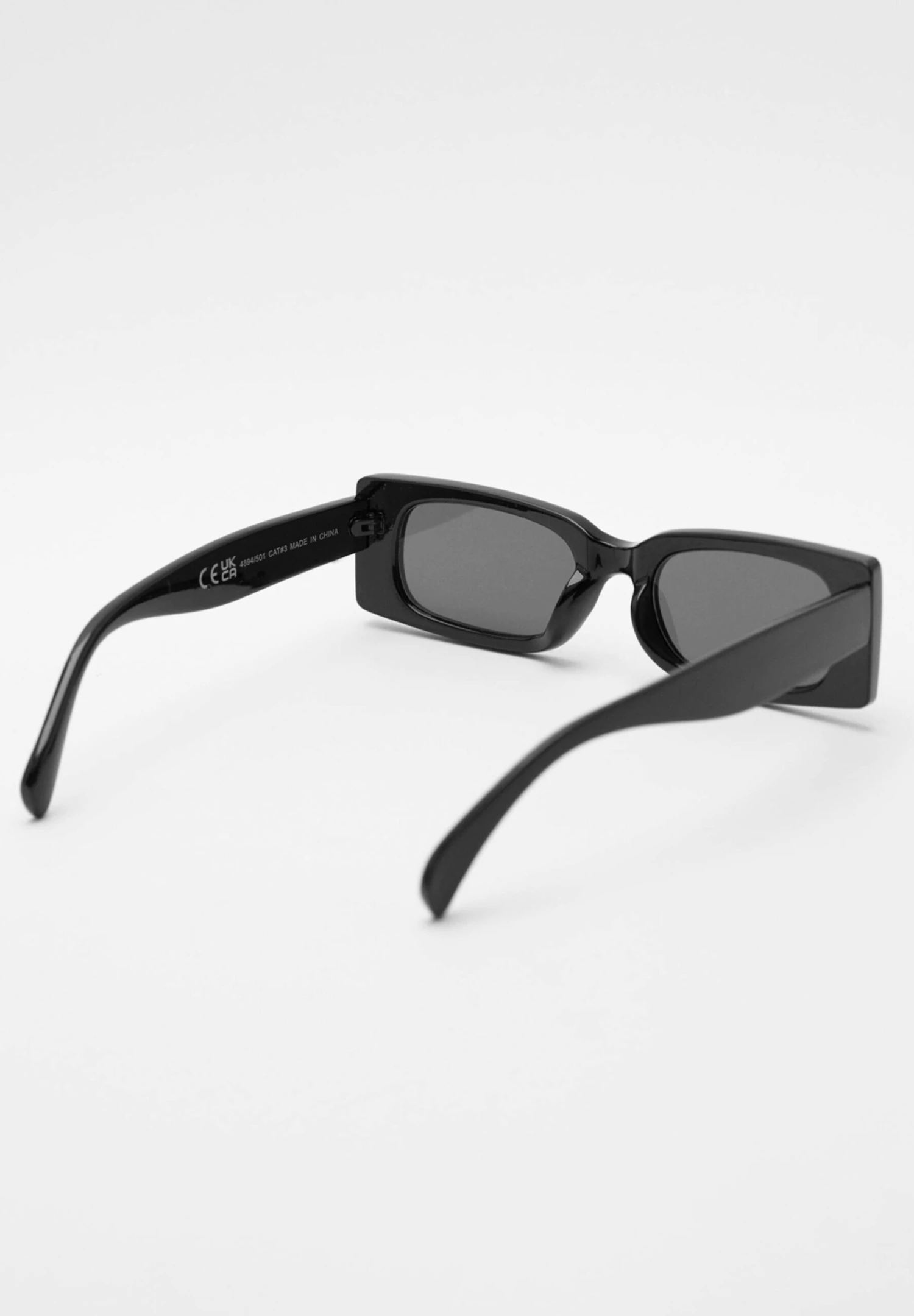 PULL & BEAR Occhiali Da SoleBlack Uomo Occhiali Da Sole PUC52K00Z-Q11 3 PULL & BEAR Occhiali Da SoleBlack Uomo Occhiali Da Sole PUC52K00Z-Q11 - immagine 3