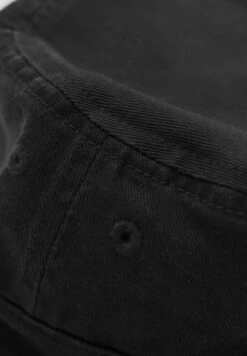 PULL & BEAR Faded Bucket CappelloBlack Uomo Cappellie Berretti PUC52Q015-Q11 6 PULL & BEAR Faded Bucket CappelloBlack Uomo Cappellie Berretti PUC52Q015-Q11 -Pull & Bear 0abd5ae72dbe49b89466ee68b604b456