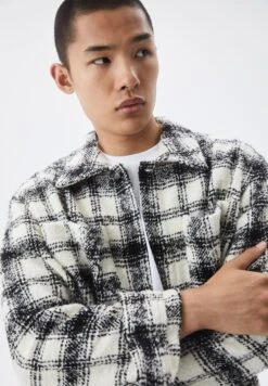 PULL & BEAR CheckCamiciaWhite Uomo Camicie PUC22D0KL-A11 9 PULL & BEAR CheckCamiciaWhite Uomo Camicie PUC22D0KL-A11 -Pull & Bear 0d28f8e3df034d6eae1cc1fa02939fcc