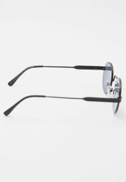 PULL & BEAR Round Occhiali Da SoleBlack Uomo Occhiali Da Sole PUC52K012-Q11 10 PULL & BEAR Round Occhiali Da SoleBlack Uomo Occhiali Da Sole PUC52K012-Q11 -Pull & Bear 0e5121cc21e64023889a7653369951fa