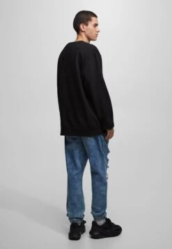 PULL & BEAR Mit Rissen Am Knie - Jeans Tapered Fit - Royal Blue -Pull & Bear 1024da071cd54e84ad66f303ae2f45b7