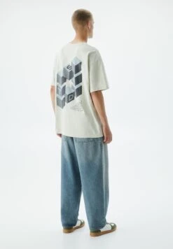 PULL & BEAR Short Sleeve Stwd - T-Shirt Con Stampa - Grey -Pull & Bear 12e9b403a48b44418082dce2548430bb