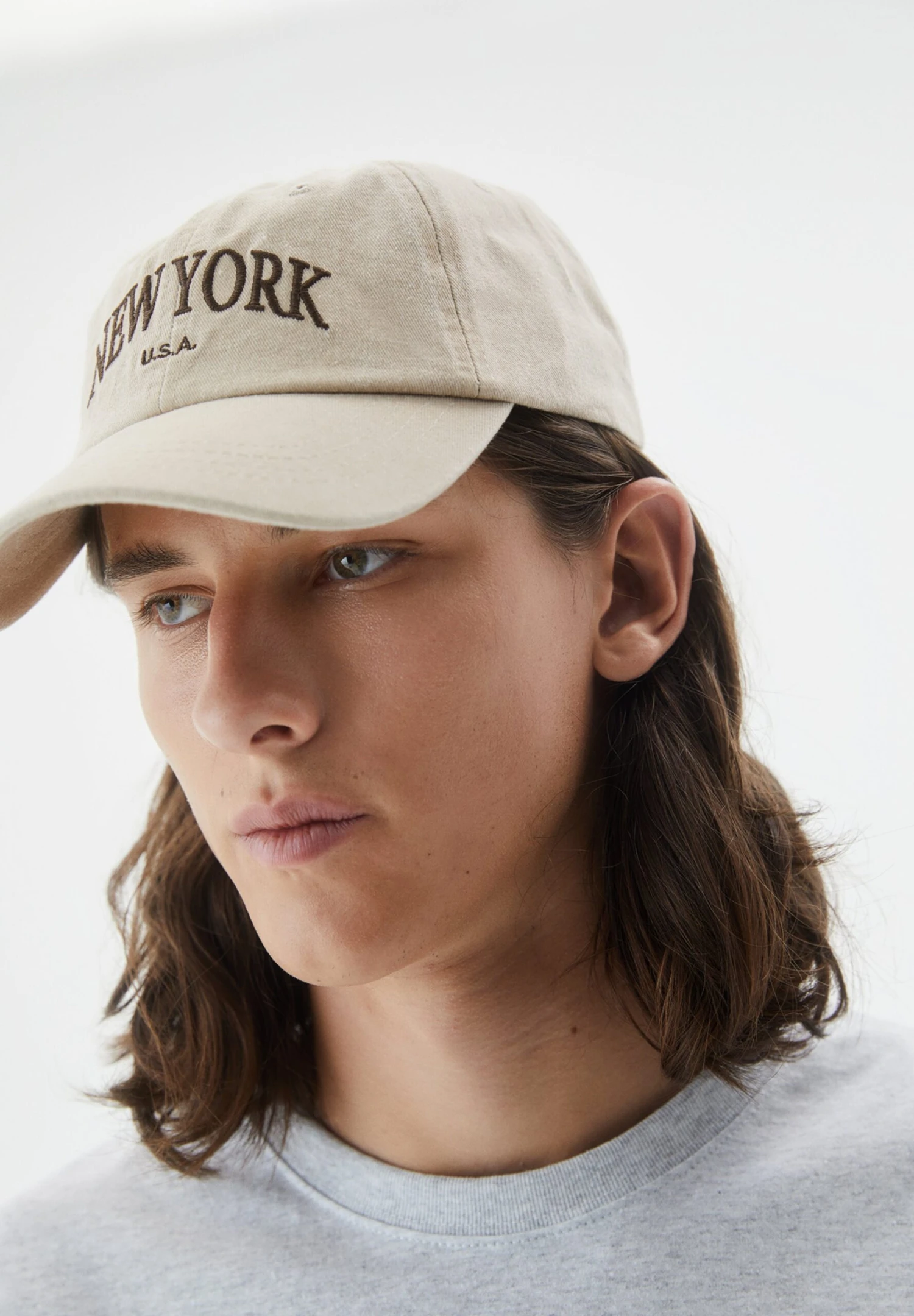 PULL & BEAR New York Faded CappellinoBeige Uomo Cappellie Berretti PUC52P04U-B11 1 PULL & BEAR New York Faded CappellinoBeige Uomo Cappellie Berretti PUC52P04U-B11