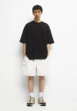 PULL & BEAR Bermuda With Seam DetailShortsBeige Uomo Bermuda PUC22F0CW-B11 -Pull & Bear 138e1b273ed14437930bc0fa13ef1a99