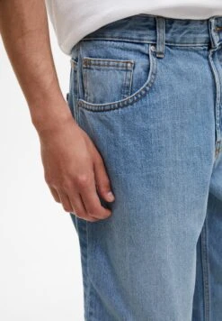 PULL & BEAR WideJeans BaggyStone Blue Denim Uomo Jeans PUC22G0LK-K11 10 PULL & BEAR WideJeans BaggyStone Blue Denim Uomo Jeans PUC22G0LK-K11 -Pull & Bear 1721b5d61de5411c95ccba19638e372d