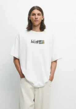 PULL & BEAR Blink 182 - T-Shirt Con Stampa - White -Pull & Bear 18a10f29c60b417895168b19dca0f2c1