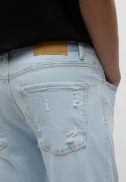 PULL & BEAR RippedJeans Slim FitLight Blue Denim Uomo Jeans PUC22G0OH-K13 -Pull & Bear 1d1ce762f8f3446b8d118edfc212daf3