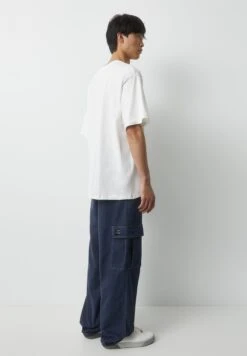 PULL & BEAR Short Sleeve Stwd TaxiT-Shirt Con StampaWhite Uomo T-shirt E Polo PUC22O1Q6-A11 -Pull & Bear 1e84e89e31e847a8bc8c8156bf4eab1e