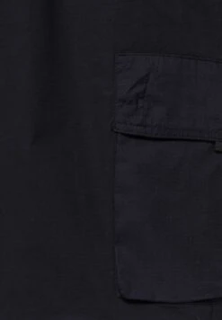 PULL & BEAR JoggerPantaloni SportiviBlack Uomo Pantaloni Sportivi E Joggers PUC22E0ER-Q11 -Pull & Bear 1fbe5a1a89094c23ad7e6c12686f27d5