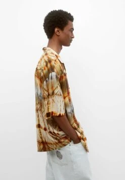 PULL & BEAR Geometric Tie-Dye Short SleeveCamiciaKhaki Uomo Camicie PUC22D0JM-N11 -Pull & Bear 20464ee94cad4d4fadb0c55eca559598