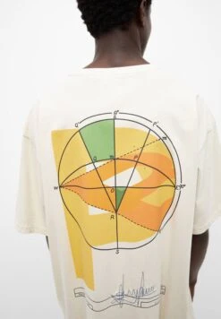 PULL & BEAR With Embroidered Graphic DetailT-Shirt Con StampaSand Uomo T-shirt E Polo PUC22O1MP-B11 -Pull & Bear 21083068ef354d60a099969c27ad2234