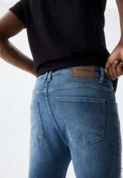 PULL & BEAR Jeans Skinny FitDark Blue Denim Uomo Jeans PUC22G0PT-K13 -Pull & Bear 266ad0f2159d43b3bec3bb0b6236bfd4