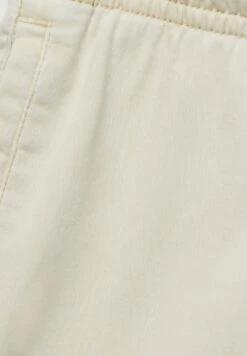 PULL & BEAR Basic Bermuda JoggersShortsBeige Uomo Bermuda PUC22F0CN-B11 -Pull & Bear 267e6ac7a42443c2a25085e0e7f5877e