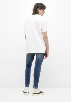 PULL & BEAR Ripped- Jeans A Sigaretta - Dark-Blue Denim -Pull & Bear 2680b4a7cff44cf3a5fb3e407f84d273