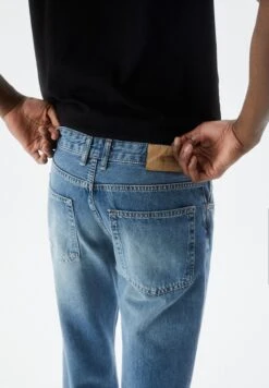 PULL & BEAR Wide Leg 90SJeans A SigarettaBlue Denim Uomo Jeans PUC22G0PQ-K14 12 PULL & BEAR Wide Leg 90SJeans A SigarettaBlue Denim Uomo Jeans PUC22G0PQ-K14 -Pull & Bear 26c6dcd849e948fabc8fdd82961674df