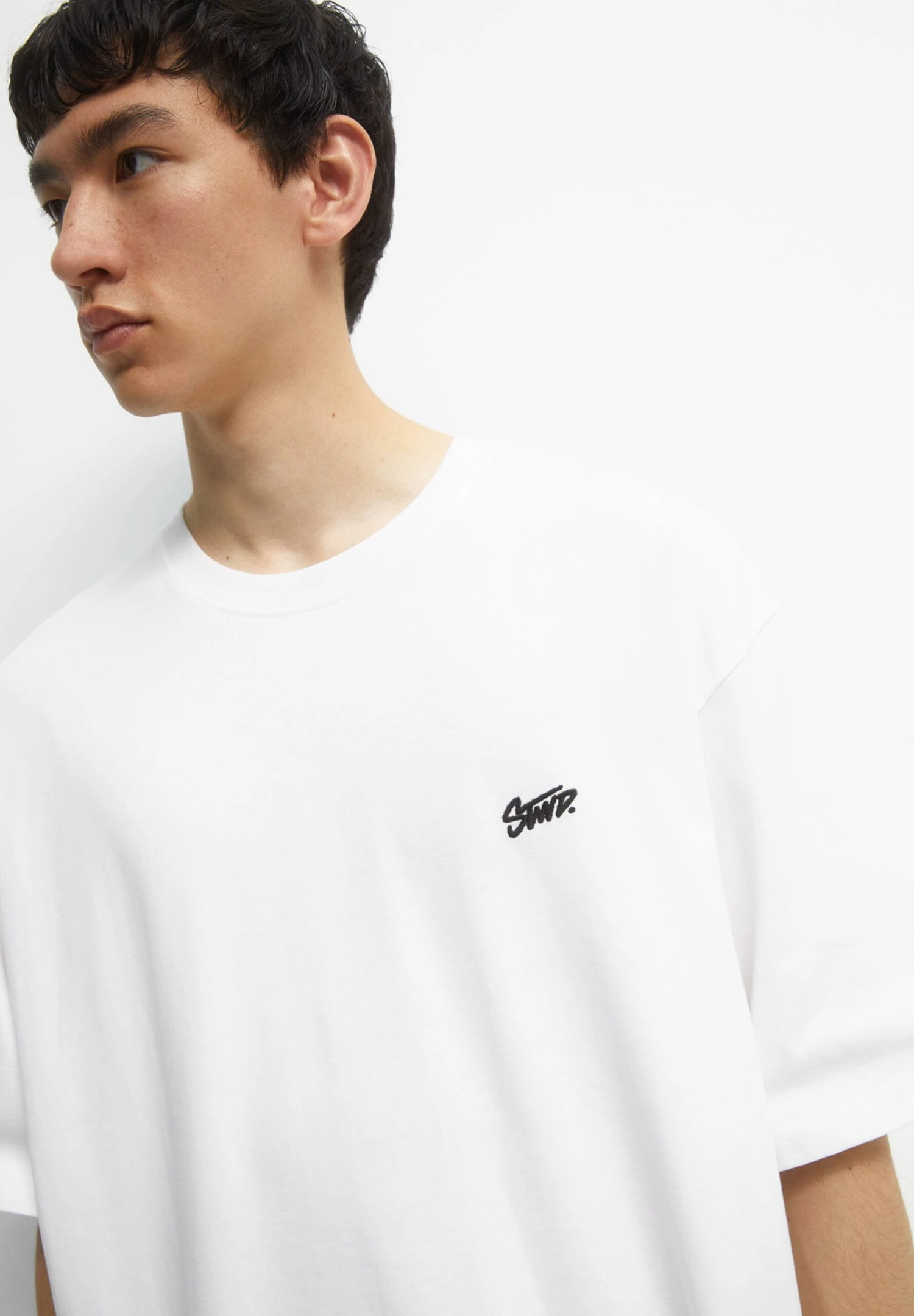 PULL & BEAR With Stwd LogoT-Shirt BasicWhite Uomo T-shirt E Polo PUC22O1NS-A11 4 PULL & BEAR With Stwd LogoT-Shirt BasicWhite Uomo T-shirt E Polo PUC22O1NS-A11 - immagine 4