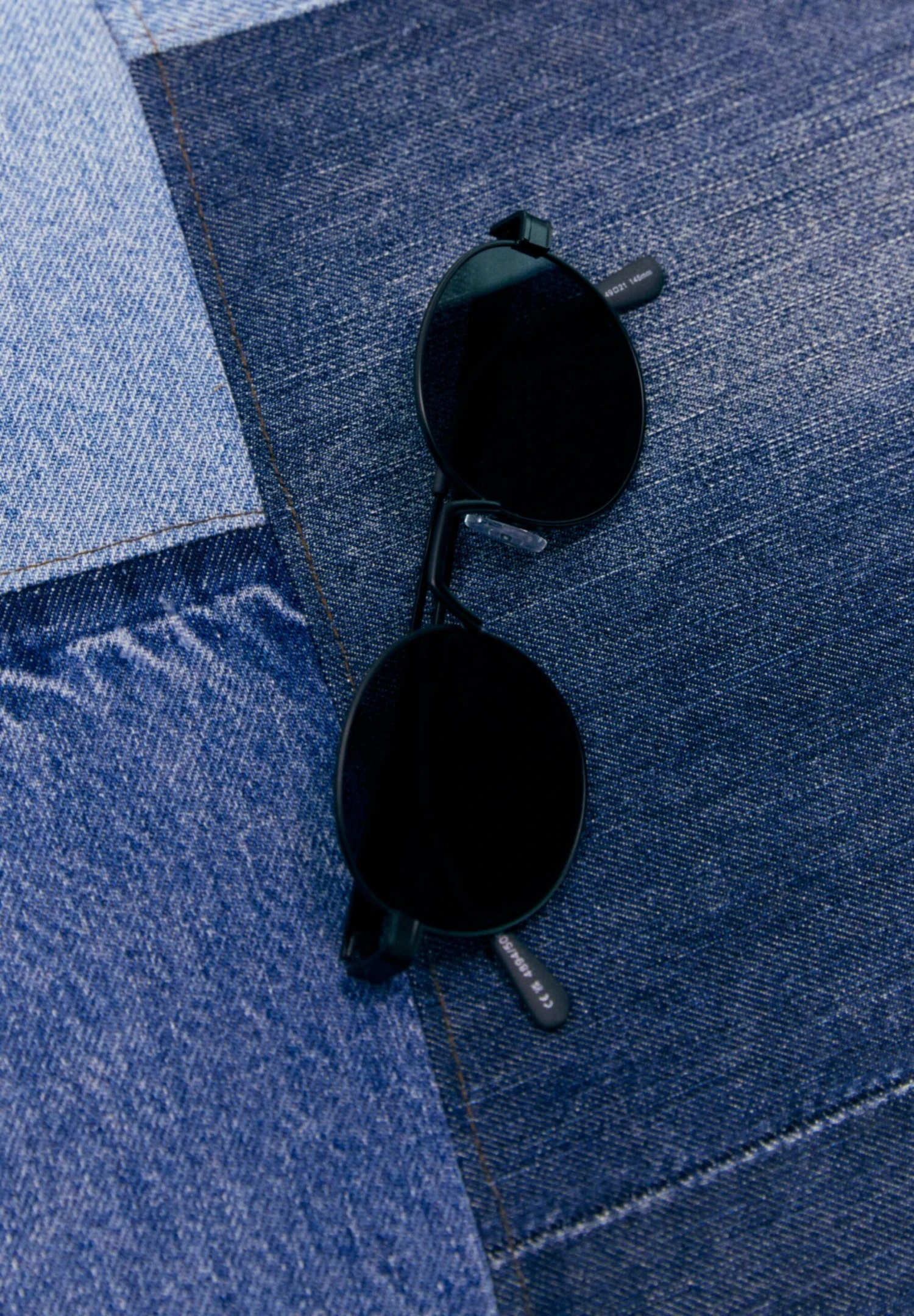 PULL & BEAR Round Occhiali Da SoleBlack Uomo Occhiali Da Sole PUC52K012-Q11 6 PULL & BEAR Round Occhiali Da SoleBlack Uomo Occhiali Da Sole PUC52K012-Q11 - immagine 6