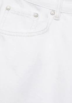 PULL & BEAR BermudaShorts Di JeansWhite Uomo Jeans PUC22F0CB-A11 -Pull & Bear 2deb9cf01c3e40899f97c30c8be6ce10