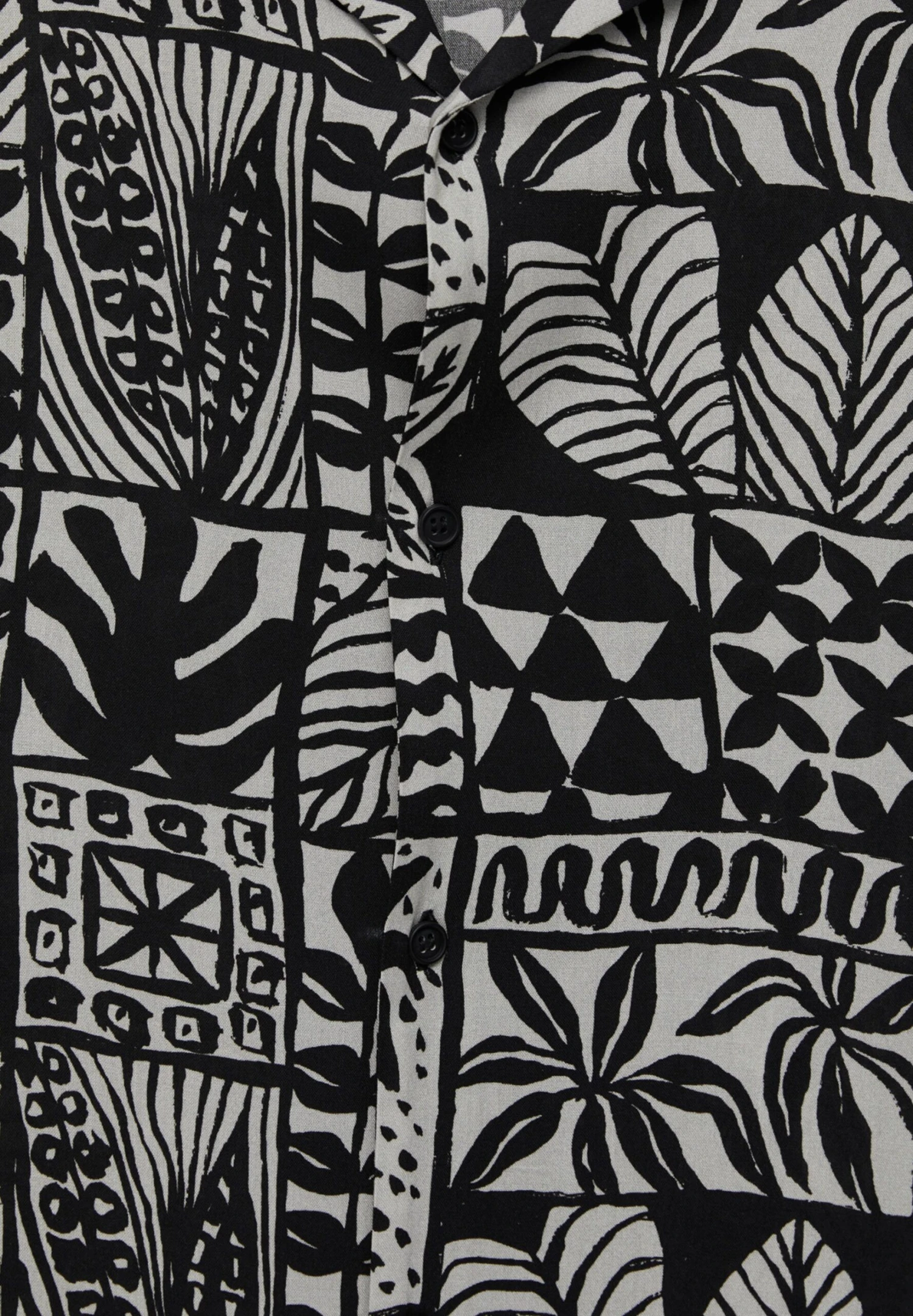 PULL & BEAR Floral Print- Camicia - Black 7 PULL & BEAR Floral Print- Camicia - Black - immagine 7