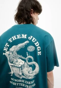 PULL & BEAR Short SleeveWith GraphicT-Shirt Con StampaGreen Uomo T-shirt E Polo PUC22O1MJ-M11 -Pull & Bear 350a3d67f01d4d5f9b2bf4f31fb276f2