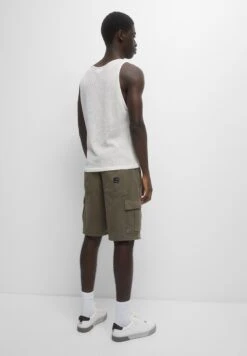 PULL & BEAR Basic-Cargo BermudaShortsKhaki Uomo Bermuda PUC22F0DJ-N11 -Pull & Bear 3637666575b645b58352d050352962fb