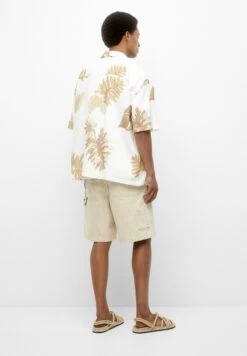 PULL & BEAR Short Sleeve Floral CamiciaWhite Uomo Camicie PUC22D0K0-A11 -Pull & Bear 38357860dd60490b8029be43e9ee1092