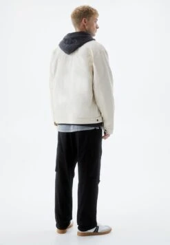 PULL & BEAR With Shirt Collar - Giacca Da Mezza Stagione - White -Pull & Bear 3b07007ea6854d07a460e219176e89ff