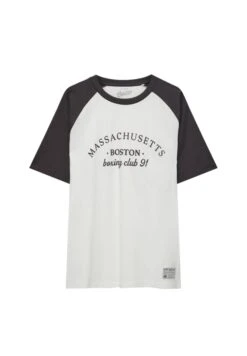 PULL & BEAR With Short Raglan SleevesT-Shirt Con StampaDark Grey Uomo T-shirt E Polo PUC22O1NL-C11 10 PULL & BEAR With Short Raglan SleevesT-Shirt Con StampaDark Grey Uomo T-shirt E Polo PUC22O1NL-C11 -Pull & Bear 4192fb541c294e87b0520ab12714e1bf