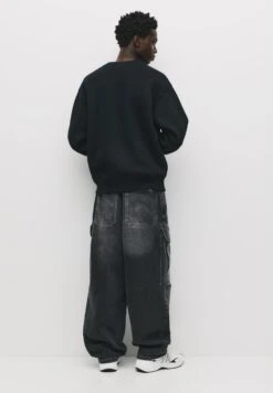 PULL & BEAR ROUND NECK - Felpa - Black -Pull & Bear 442db715fe2f49bd9a759bad7951fab8