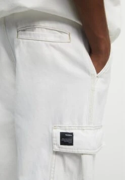 PULL & BEAR Contrast SeamPantaloni CargoWhite Uomo Pantaloni PUC22E0EZ-A11 -Pull & Bear 447cbe1e1e9d4852b996c9edd9ef4b9d