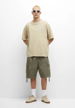 PULL & BEAR Parachute Bermuda With ShortsKhaki Uomo Bermuda PUC22F0CU-N11 -Pull & Bear 461a10e43f8f4849b7f6bd181b4d238c