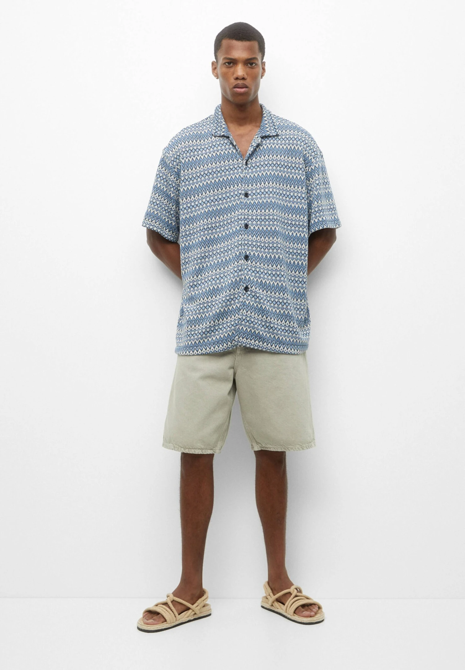 PULL & BEAR Stwd Print Short Sleeve - Camicia - Blue 2 PULL & BEAR Stwd Print Short Sleeve - Camicia - Blue - immagine 2
