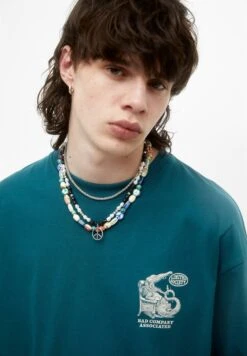 PULL & BEAR Short SleeveWith GraphicT-Shirt Con StampaGreen Uomo T-shirt E Polo PUC22O1MJ-M11 -Pull & Bear 47814d6cab604141a5af3ad04e6c7d6c