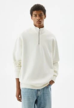 PULL & BEAR Basic Coloured Zip-Up NeckFelpaBeige Uomo Maglieria E Felpe PUC22S0QT-B11 -Pull & Bear 47f85027b7a243a1a1119d6056adb815