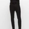 PULL & BEAR Basic CarrotJeans Slim FitBlack Uomo Jeans PUC22G0PI-Q11