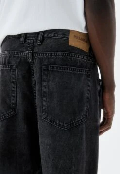 PULL & BEAR Jeans A SigarettaBlack Uomo Jeans PUC22G0PX-Q11 -Pull & Bear 4d0eabfaf3d44f74919f1113a0ac9c26