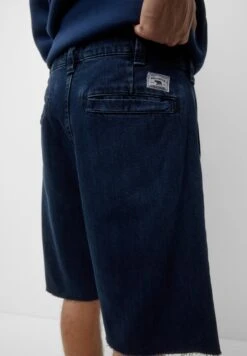 PULL & BEAR Wide-Leg With DartsBermuda Shorts Di JeansDark Blue Uomo Jeans PUC22F0DE-K12 -Pull & Bear 4d4b6f6311f6413c9bf946facce71a57