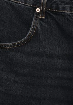 PULL & BEAR Baggy Fit Extra Wide-Leg-BermudaShorts Di JeansBlack Uomo Bermuda PUC22F0DF-Q11 14 PULL & BEAR Baggy Fit Extra Wide-Leg-BermudaShorts Di JeansBlack Uomo Bermuda PUC22F0DF-Q11 -Pull & Bear 4d62d61a5eb447b1bfa653e0028535ed