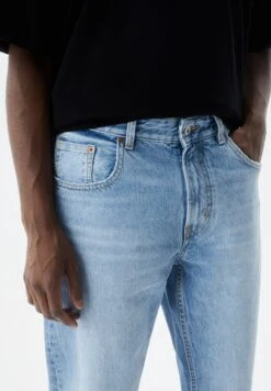 PULL & BEAR Vintage FadeJeans A SigarettaStone Blue Denim Uomo Jeans PUC22G0PS-K12 9 PULL & BEAR Vintage FadeJeans A SigarettaStone Blue Denim Uomo Jeans PUC22G0PS-K12 -Pull & Bear 4d79d7ed54764d8aad8f6edcecfd0b0e