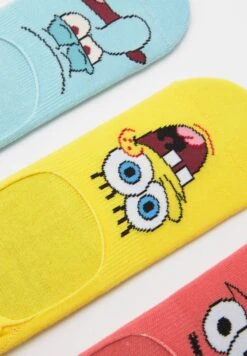 PULL & BEAR 3 Pack Of No-Show SpongebobCalziniYellow Uomo Intimo PUC81F04N-E11 -Pull & Bear 4e0c68253b7a41bea99f261c2269fdd0