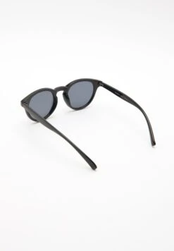 PULL & BEAR RoundOcchiali Da SoleBlack Uomo Occhiali Da Sole PUC52K01A-Q11 -Pull & Bear 4ea09a49de2a4920a7ca1cee256ee788