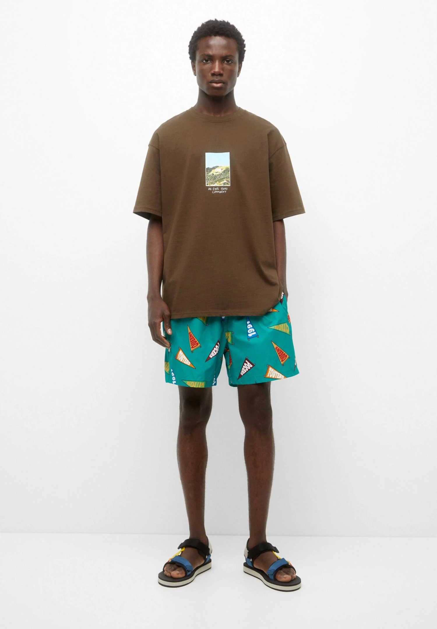 PULL & BEAR Flag PrintCostume Da BagnoGreen Uomo Moda Mare PUC82H03B-M11 2 PULL & BEAR Flag PrintCostume Da BagnoGreen Uomo Moda Mare PUC82H03B-M11 - immagine 2
