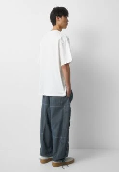 PULL & BEAR Short Sleeve With Round PrintT-Shirt Con StampaWhite Uomo T-shirt E Polo PUC22O1PE-A11 -Pull & Bear 50919711d73d42f384630e5db85473b4